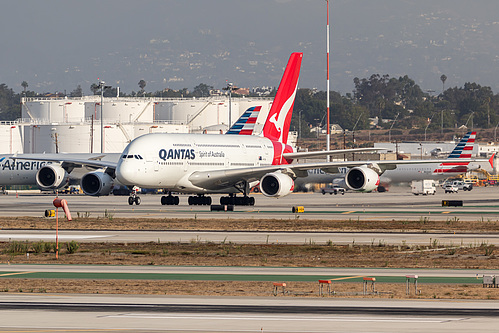 Qantas Airbus A380-800 VH-OQI at Los Angeles International Airport (KLAX/LAX)