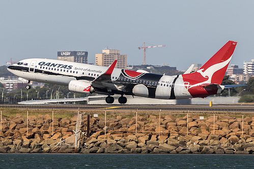 Qantas Boeing 737-800 VH-XZJ at Sydney Kingsford Smith International Airport (YSSY/SYD)