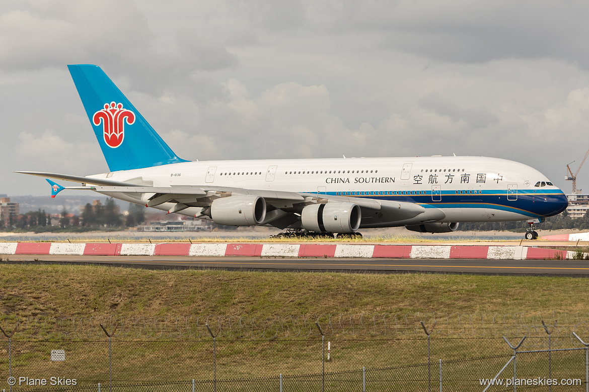 China Southern Airlines Airbus A380-800 B-6136 at Sydney Kingsford Smith International Airport (YSSY/SYD) China Southern Airlines Airbus A380-800 B-6136 at Sydney Kingsford Smith International Airport (YSSY/SYD)