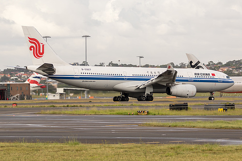 Air China Airbus A330-200 B-5927 at Sydney Kingsford Smith International Airport (YSSY/SYD)
