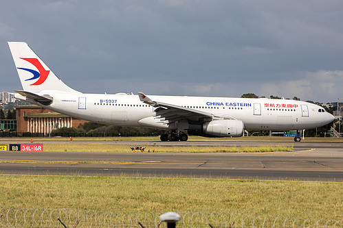 China Eastern Airlines Airbus A330-200 B-5937 at Sydney Kingsford Smith International Airport (YSSY/SYD) China Eastern Airlines Airbus A330-200 B-5937 at Sydney Kingsford Smith International Airport (YSSY/SYD)