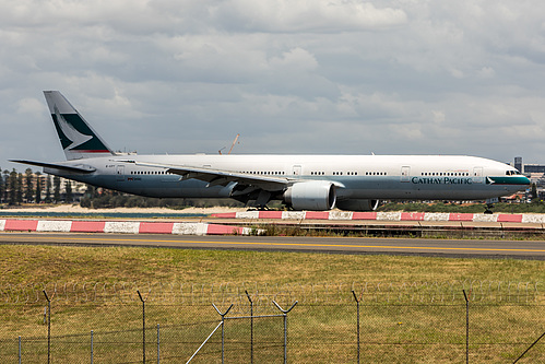 Cathay Pacific Boeing 777-300ER B-KPY at Sydney Kingsford Smith International Airport (YSSY/SYD) Cathay Pacific Boeing 777-300ER B-KPY at Sydney Kingsford Smith International Airport (YSSY/SYD)