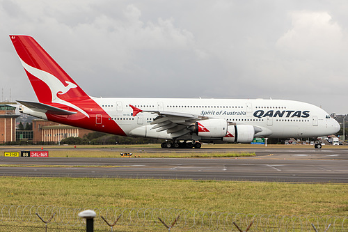 Qantas Airbus A380-800 VH-OQJ at Sydney Kingsford Smith International Airport (YSSY/SYD)