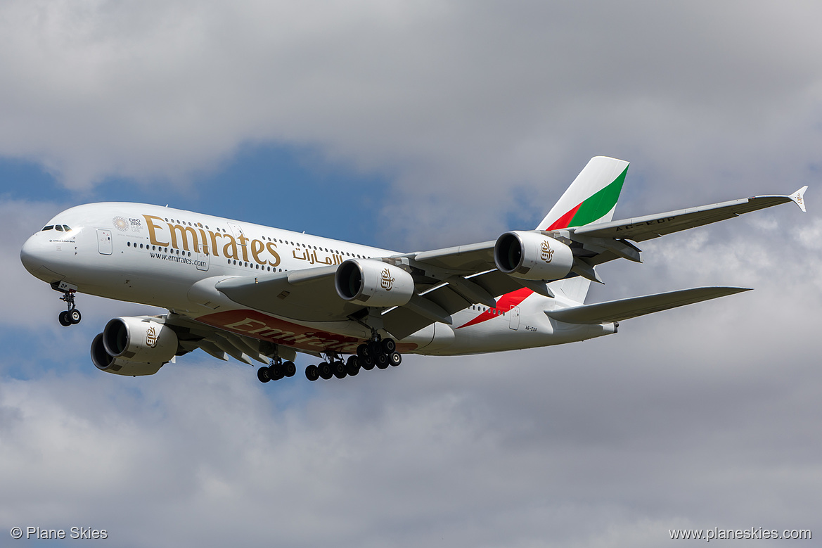 Emirates Airbus A380-800 A6-EDP at Melbourne International Airport (YMML/MEL)