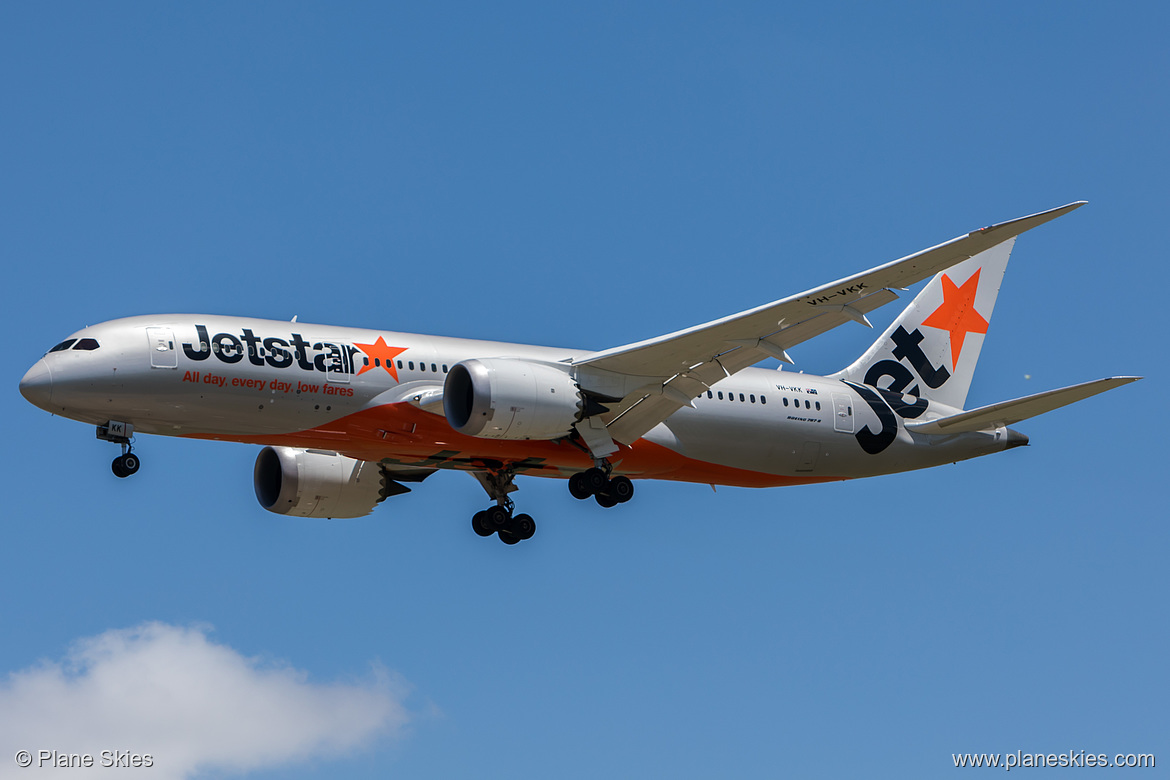 Jetstar Airways Boeing 787-8 VH-VKK at Melbourne International Airport (YMML/MEL) Jetstar Airways Boeing 787-8 VH-VKK at Melbourne International Airport (YMML/MEL)