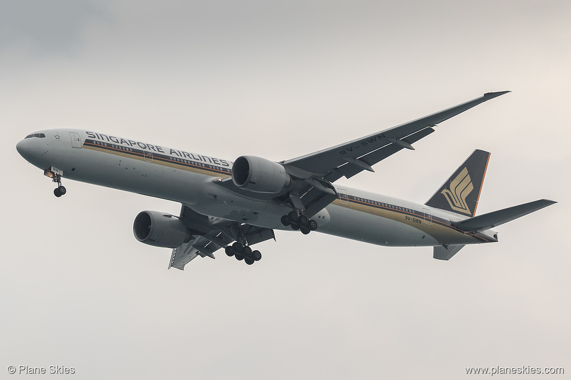 Singapore Airlines Boeing 777-300ER 9V-SWN at Singapore Changi Airport (WSSS/SIN)