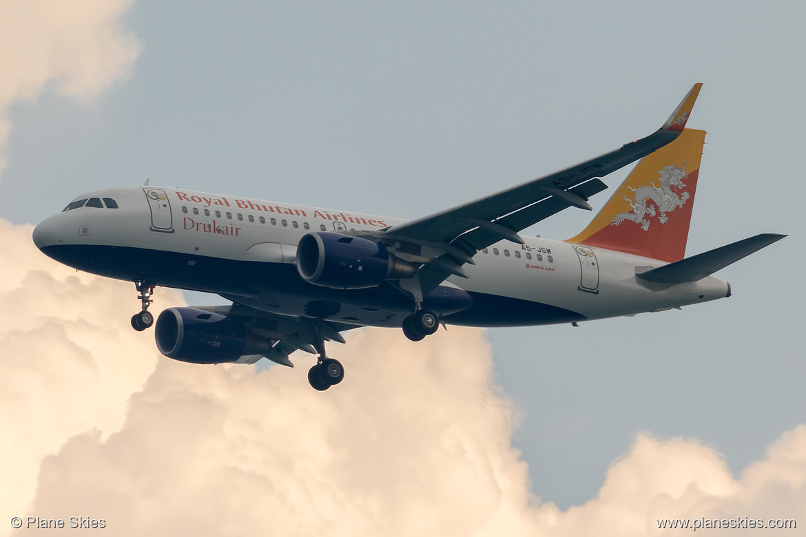 Druk Air - Royal Bhutan Airlines Airbus A319-100 A5-JSW at Singapore Changi Airport (WSSS/SIN) Druk Air - Royal Bhutan Airlines Airbus A319-100 A5-JSW at Singapore Changi Airport (WSSS/SIN)