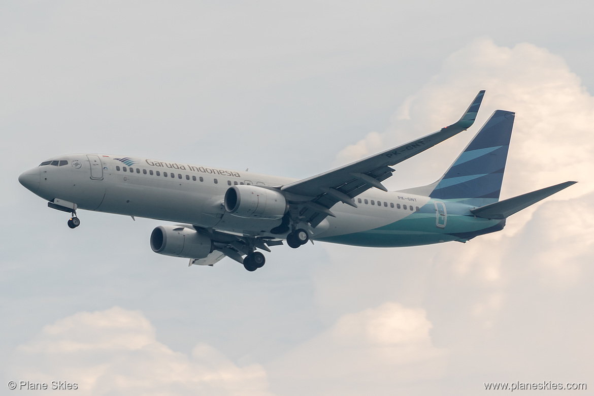 Garuda Indonesia Boeing 737-800 PK-GNT at Singapore Changi Airport (WSSS/SIN)