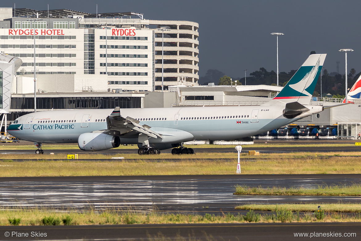 Cathay Pacific Airbus A330-300 B-LAG at Sydney Kingsford Smith International Airport (YSSY/SYD) Cathay Pacific Airbus A330-300 B-LAG at Sydney Kingsford Smith International Airport (YSSY/SYD)