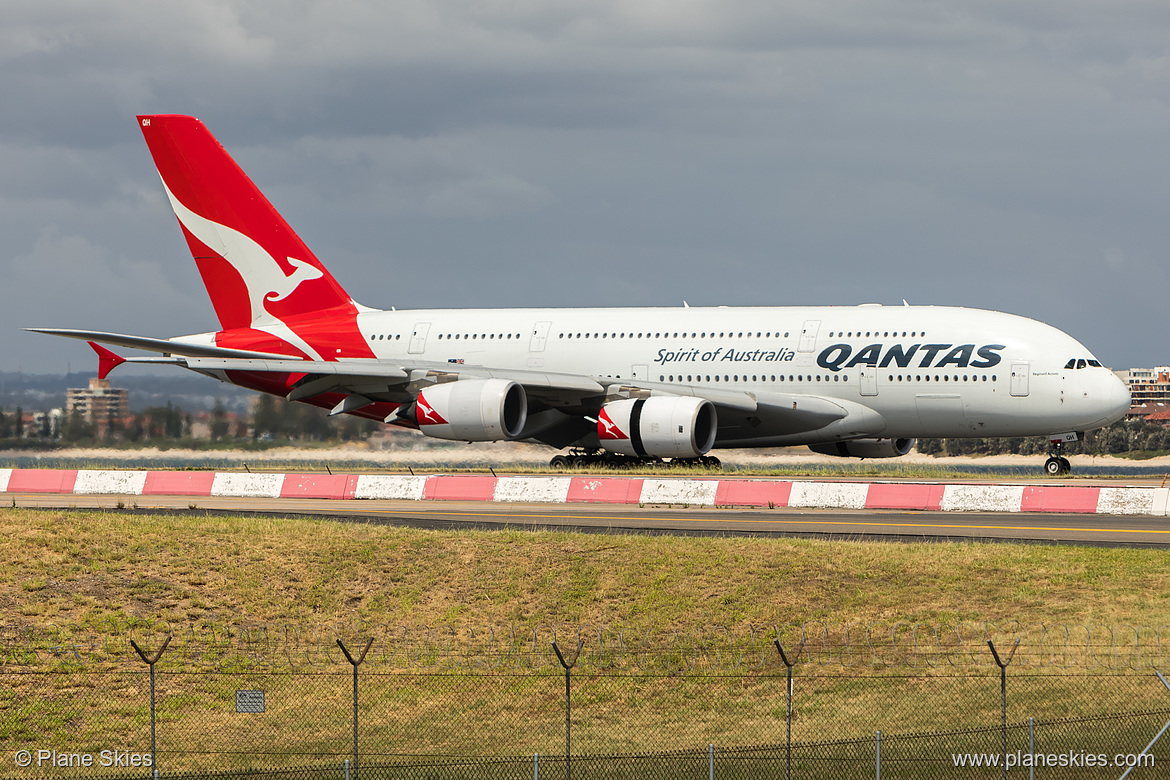 Qantas Airbus A380-800 VH-OQH at Sydney Kingsford Smith International Airport (YSSY/SYD) Qantas Airbus A380-800 VH-OQH at Sydney Kingsford Smith International Airport (YSSY/SYD)