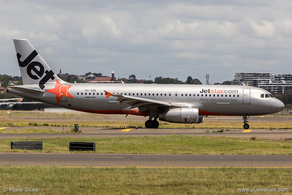 Jetstar Airways Airbus A320-200 VH-VQQ at Sydney Kingsford Smith International Airport (YSSY/SYD) Jetstar Airways Airbus A320-200 VH-VQQ at Sydney Kingsford Smith International Airport (YSSY/SYD)