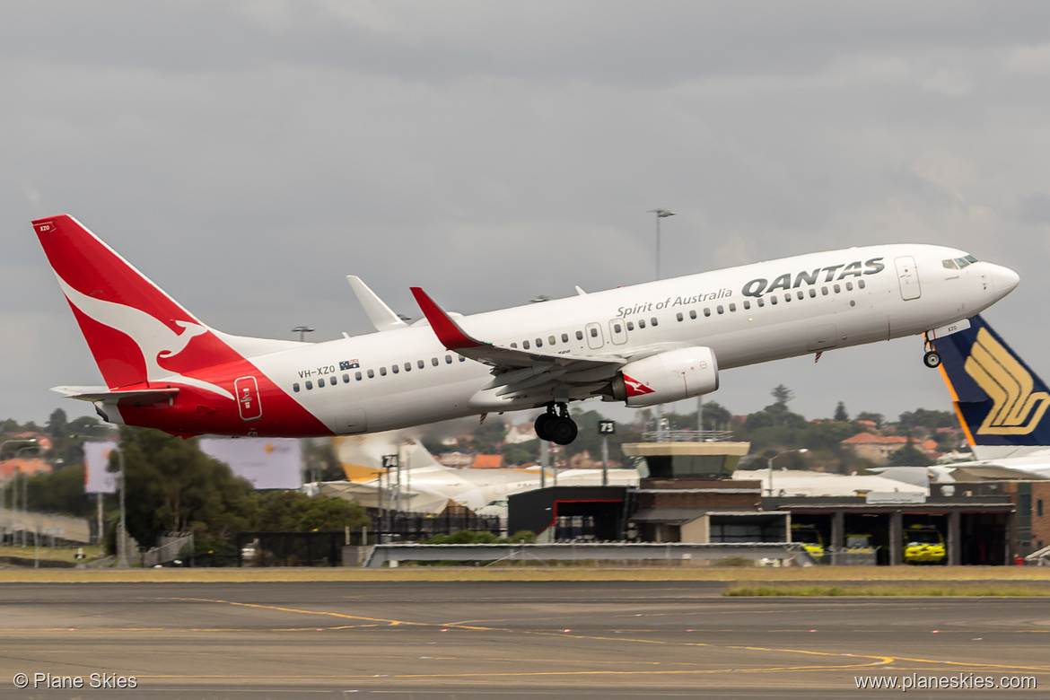 Qantas Boeing 737-800 VH-XZO at Sydney Kingsford Smith International Airport (YSSY/SYD)