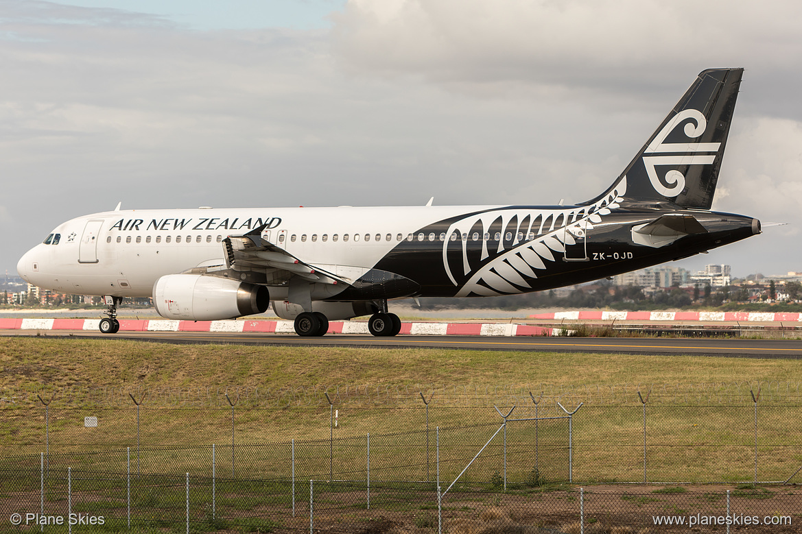 Air New Zealand Airbus A320-200 ZK-OJD at Sydney Kingsford Smith International Airport (YSSY/SYD) Air New Zealand Airbus A320-200 ZK-OJD at Sydney Kingsford Smith International Airport (YSSY/SYD)