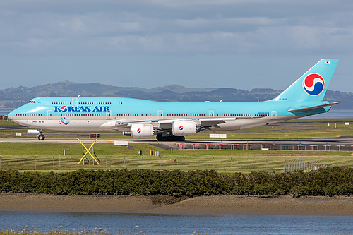 Korean Air Boeing 747-8i HL7637 at Auckland International Airport (NZAA/AKL) Korean Air Boeing 747-8i HL7637 at Auckland International Airport (NZAA/AKL)