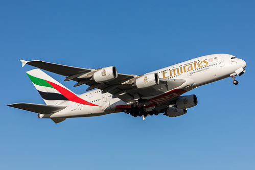 Emirates Airbus A380-800 A6-EDL at Melbourne International Airport (YMML/MEL)
