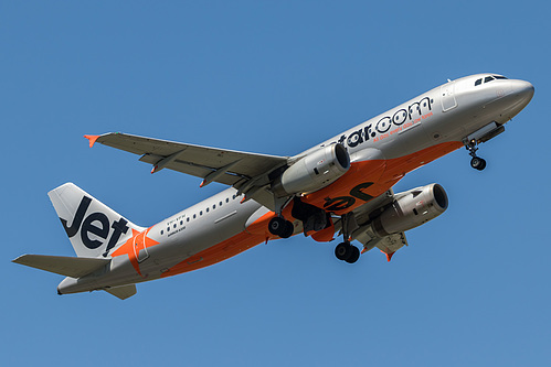Jetstar Airways Airbus A320-200 VH-VFH at Melbourne International Airport (YMML/MEL) Jetstar Airways Airbus A320-200 VH-VFH at Melbourne International Airport (YMML/MEL)