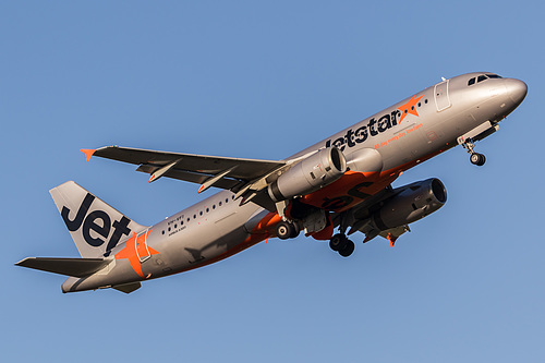 Jetstar Airways Airbus A320-200 VH-VFI at Melbourne International Airport (YMML/MEL) Jetstar Airways Airbus A320-200 VH-VFI at Melbourne International Airport (YMML/MEL)