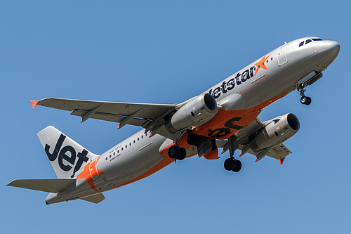 Jetstar Airways Airbus A320-200 VH-VFJ at Melbourne International Airport (YMML/MEL) Jetstar Airways Airbus A320-200 VH-VFJ at Melbourne International Airport (YMML/MEL)