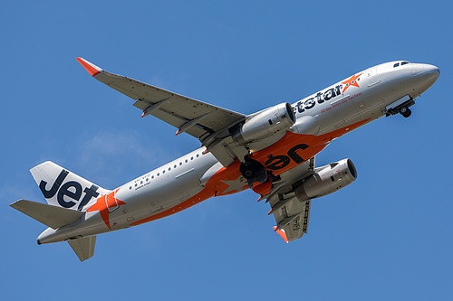 Jetstar Airways Airbus A320-200 VH-VFO at Melbourne International Airport (YMML/MEL) Jetstar Airways Airbus A320-200 VH-VFO at Melbourne International Airport (YMML/MEL)
