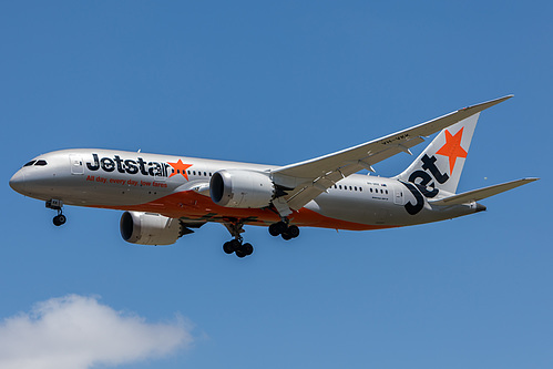 Jetstar Airways Boeing 787-8 VH-VKK at Melbourne International Airport (YMML/MEL) Jetstar Airways Boeing 787-8 VH-VKK at Melbourne International Airport (YMML/MEL)