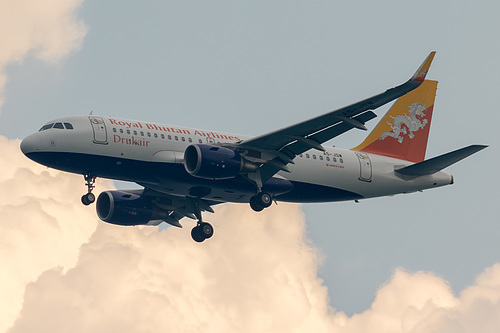 Druk Air - Royal Bhutan Airlines Airbus A319-100 A5-JSW at Singapore Changi Airport (WSSS/SIN) Druk Air - Royal Bhutan Airlines Airbus A319-100 A5-JSW at Singapore Changi Airport (WSSS/SIN)