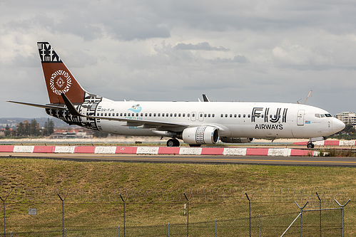 Fiji Airways Boeing 737-800 DQ-FJH at Sydney Kingsford Smith International Airport (YSSY/SYD) Fiji Airways Boeing 737-800 DQ-FJH at Sydney Kingsford Smith International Airport (YSSY/SYD)