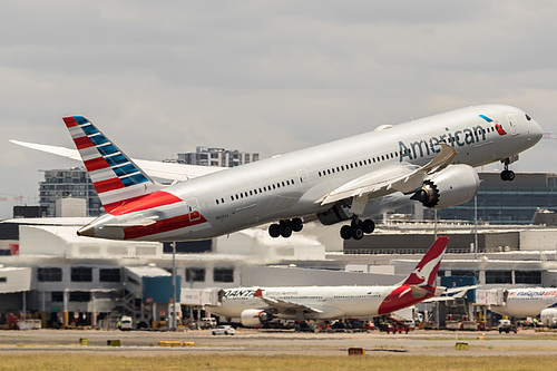 American Airlines Boeing 787-9 N825AA at Sydney Kingsford Smith International Airport (YSSY/SYD)