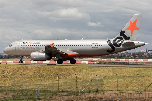 Jetstar Airways Airbus A320-200 VH-JQL at Sydney Kingsford Smith International Airport (YSSY/SYD) Jetstar Airways Airbus A320-200 VH-JQL at Sydney Kingsford Smith International Airport (YSSY/SYD)