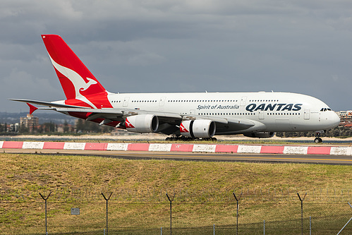 Qantas Airbus A380-800 VH-OQH at Sydney Kingsford Smith International Airport (YSSY/SYD)