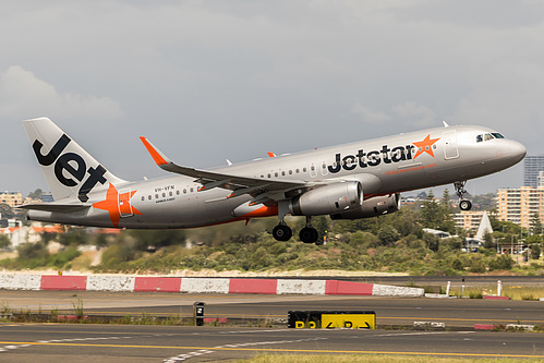 Jetstar Airways Airbus A320-200 VH-VFN at Sydney Kingsford Smith International Airport (YSSY/SYD) Jetstar Airways Airbus A320-200 VH-VFN at Sydney Kingsford Smith International Airport (YSSY/SYD)