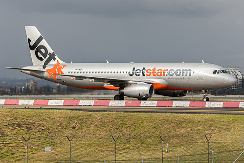 Jetstar Airways Airbus A320-200 VH-VGJ at Sydney Kingsford Smith International Airport (YSSY/SYD) Jetstar Airways Airbus A320-200 VH-VGJ at Sydney Kingsford Smith International Airport (YSSY/SYD)