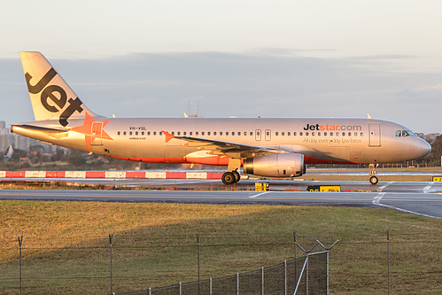 Jetstar Airways Airbus A320-200 VH-VQL at Sydney Kingsford Smith International Airport (YSSY/SYD) Jetstar Airways Airbus A320-200 VH-VQL at Sydney Kingsford Smith International Airport (YSSY/SYD)