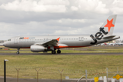 Jetstar Airways Airbus A320-200 VH-VQZ at Sydney Kingsford Smith International Airport (YSSY/SYD)