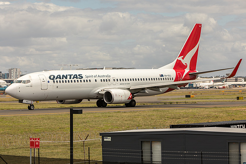 Qantas Boeing 737-800 VH-VXJ at Sydney Kingsford Smith International Airport (YSSY/SYD)