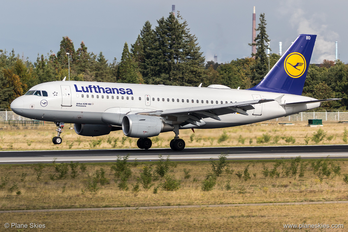 Lufthansa Airbus A319-100 D-AIBD at Frankfurt am Main International Airport (EDDF/FRA) Lufthansa Airbus A319-100 D-AIBD at Frankfurt am Main International Airport (EDDF/FRA)