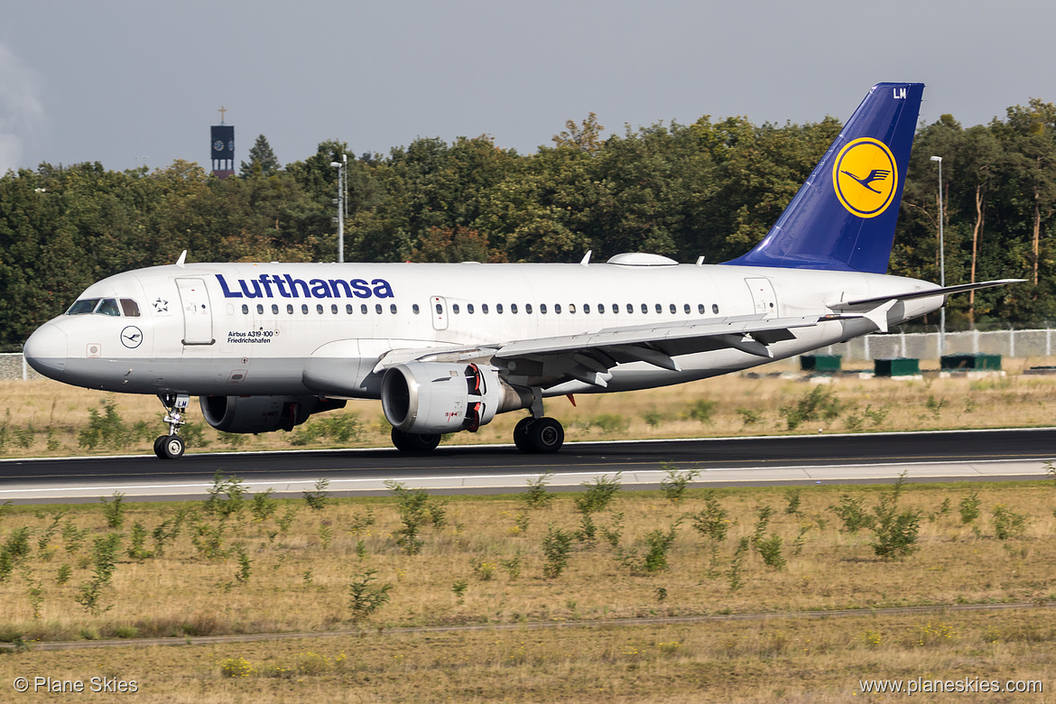 Lufthansa Airbus A319-100 D-AILM at Frankfurt am Main International Airport (EDDF/FRA) Lufthansa Airbus A319-100 D-AILM at Frankfurt am Main International Airport (EDDF/FRA)