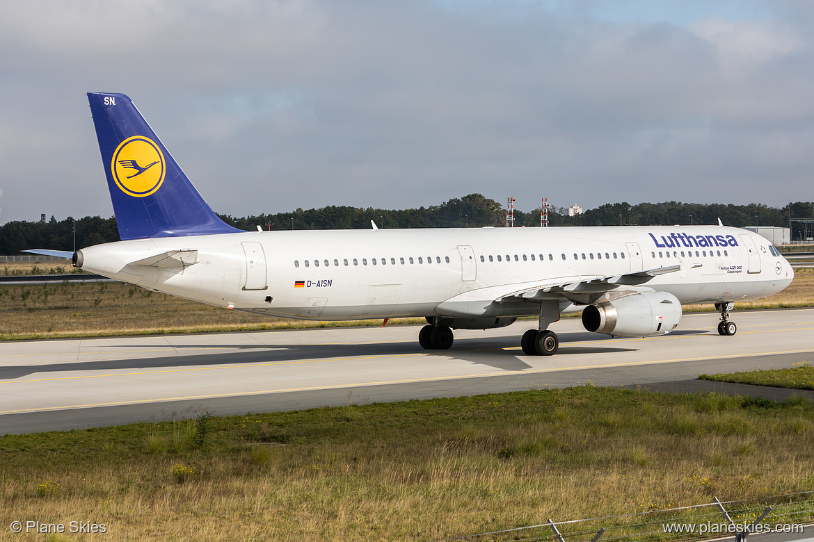 Lufthansa Airbus A321-200 D-AISN at Frankfurt am Main International Airport (EDDF/FRA) Lufthansa Airbus A321-200 D-AISN at Frankfurt am Main International Airport (EDDF/FRA)