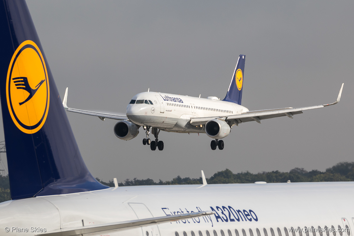 Lufthansa Airbus A320-200 D-AIUG at Frankfurt am Main International Airport (EDDF/FRA)