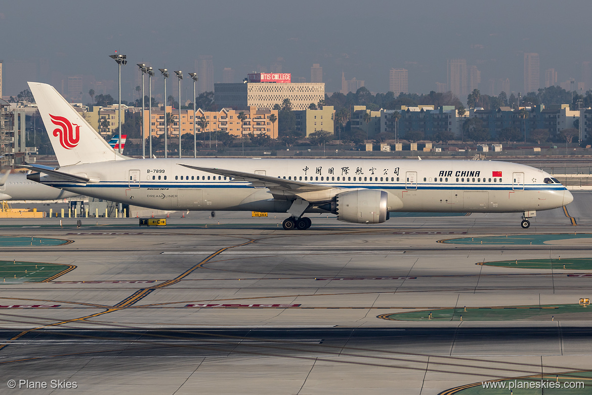 Air China Boeing 787-9 B-7899 at Los Angeles International Airport (KLAX/LAX) Air China Boeing 787-9 B-7899 at Los Angeles International Airport (KLAX/LAX)