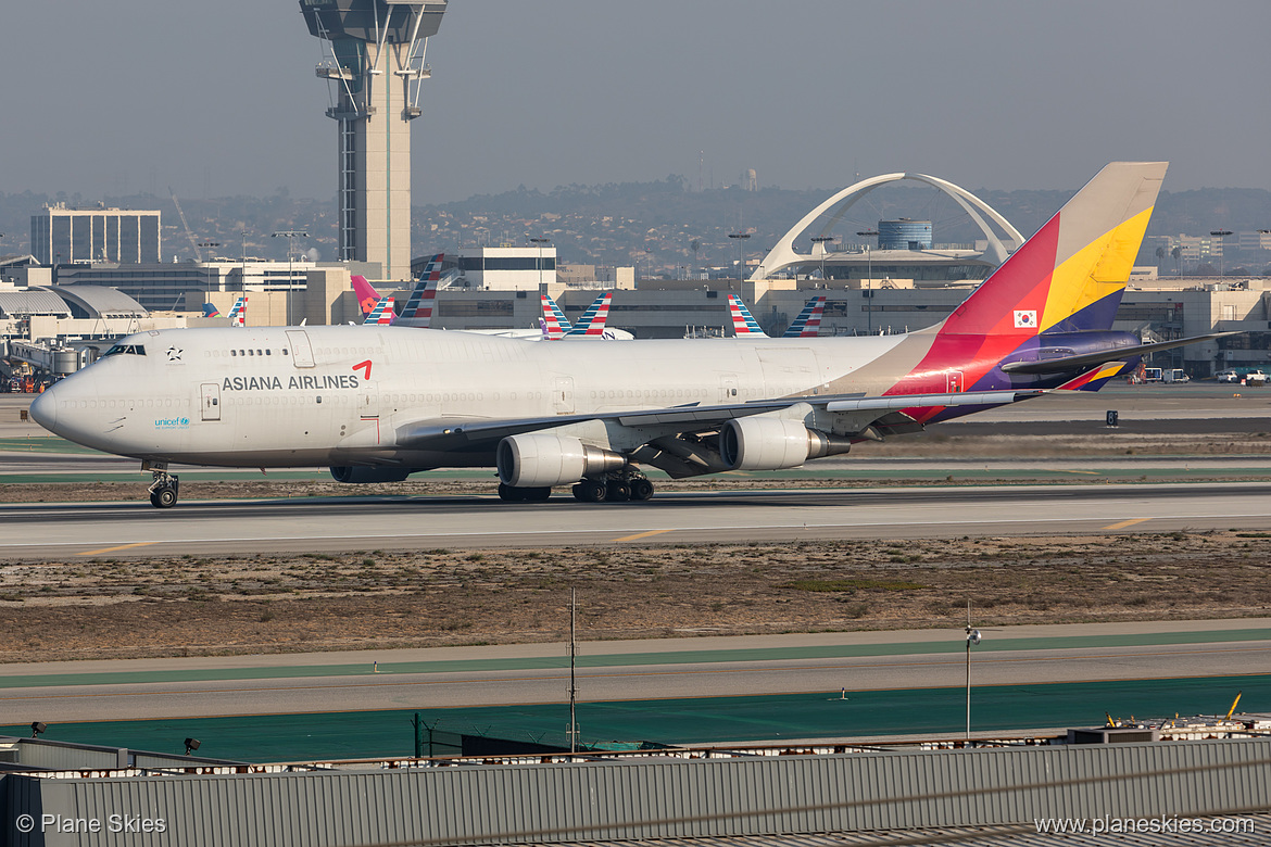 Asiana Airlines Boeing 747-400 HL7421 at Los Angeles International Airport (KLAX/LAX)