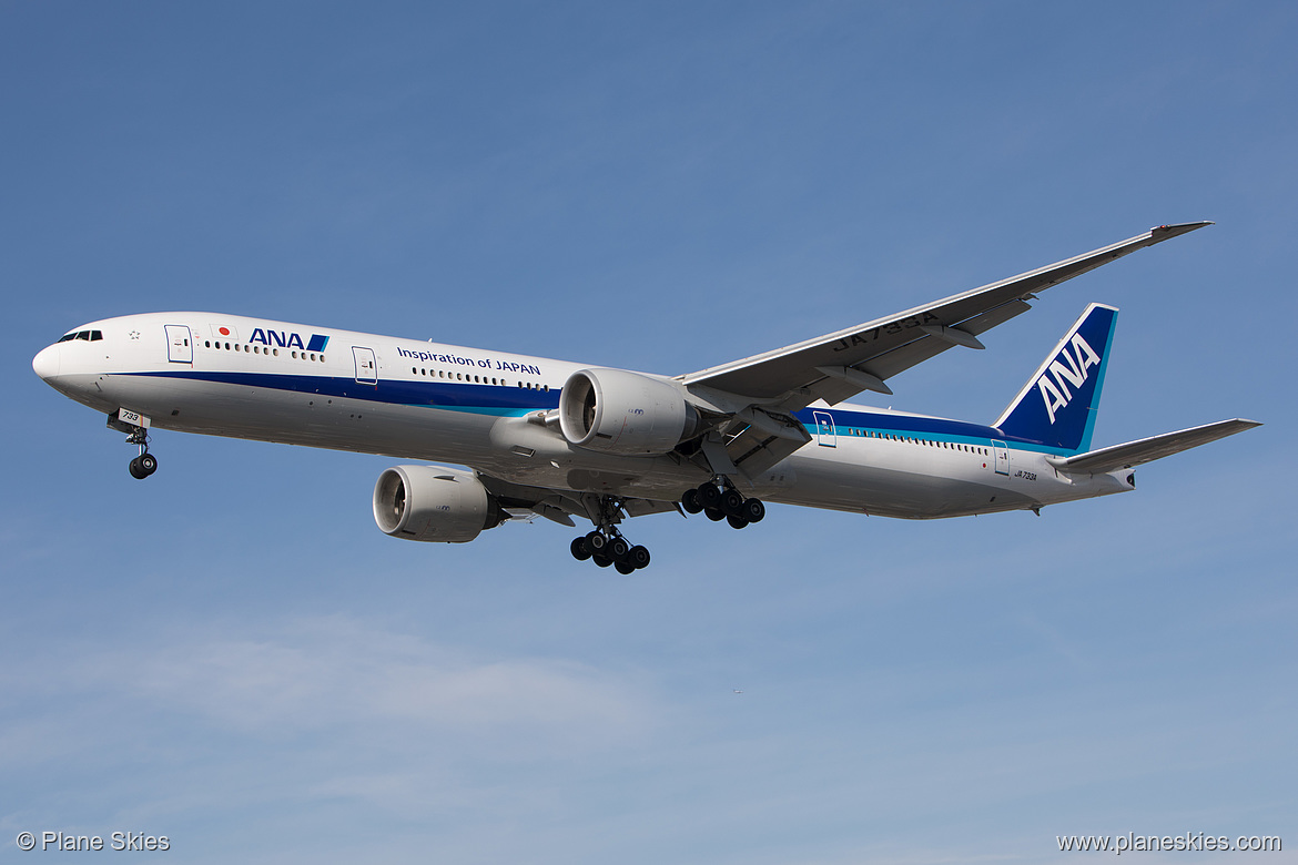 All Nippon Airways Boeing 777-300ER JA733A at Los Angeles International Airport (KLAX/LAX)