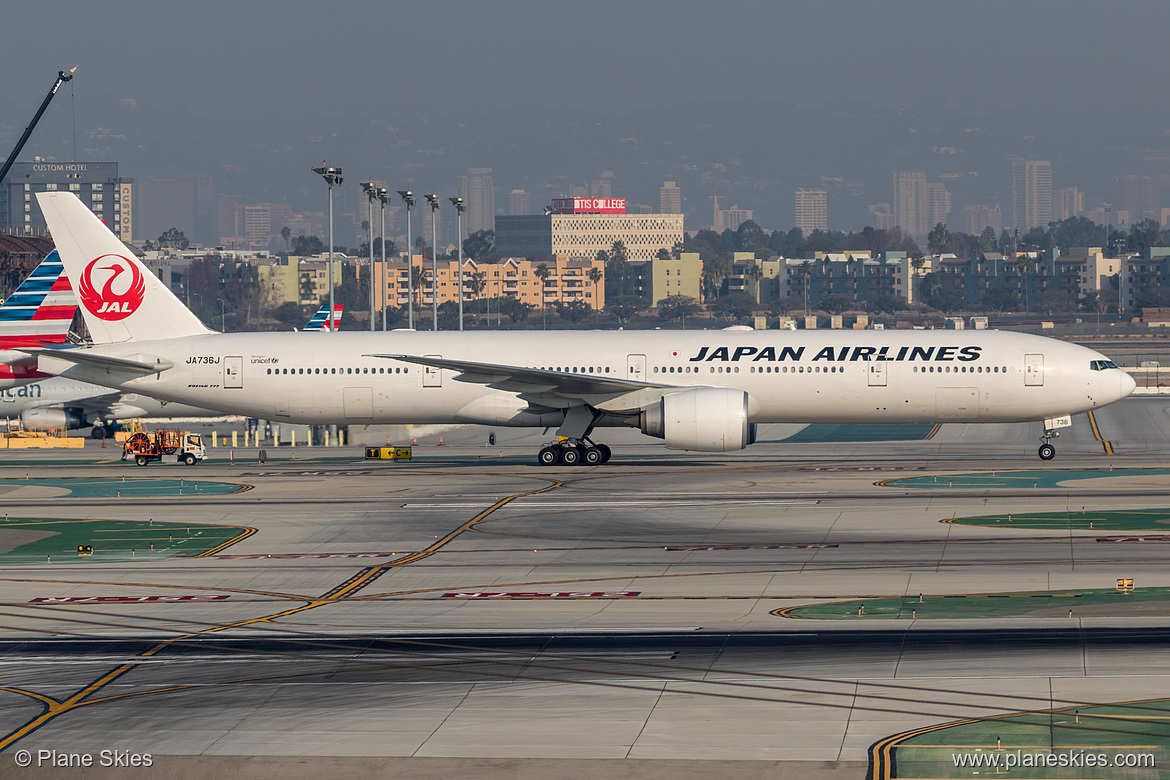 Japan Airlines Boeing 777-300ER JA736J at Los Angeles International Airport (KLAX/LAX)