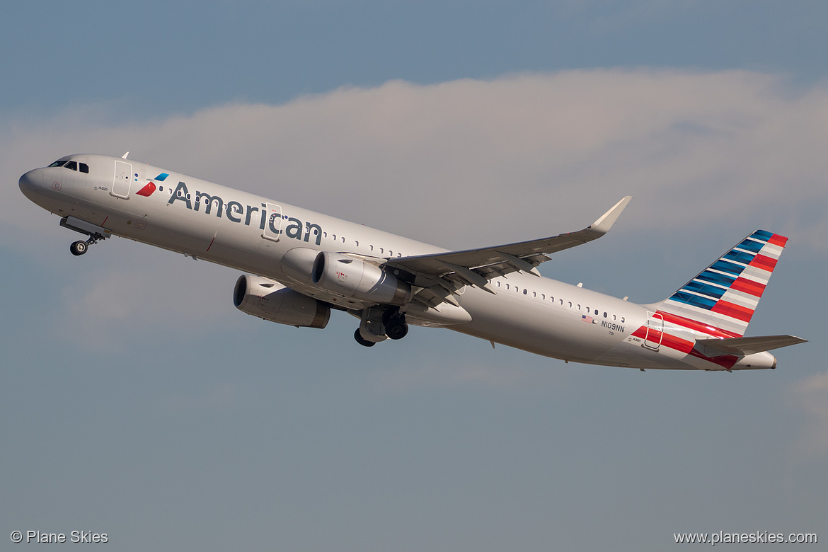 American Airlines Airbus A321-200 N109NN at Los Angeles International Airport (KLAX/LAX) American Airlines Airbus A321-200 N109NN at Los Angeles International Airport (KLAX/LAX)