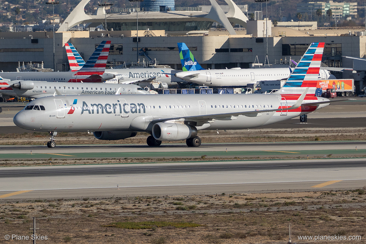 American Airlines Airbus A321-200 N111ZM at Los Angeles International Airport (KLAX/LAX)