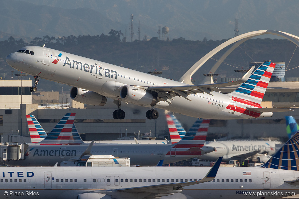 American Airlines Airbus A321-200 N129AA at Los Angeles International Airport (KLAX/LAX) American Airlines Airbus A321-200 N129AA at Los Angeles International Airport (KLAX/LAX)