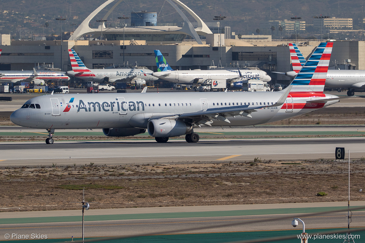 American Airlines Airbus A321-200 N138AN at Los Angeles International Airport (KLAX/LAX)