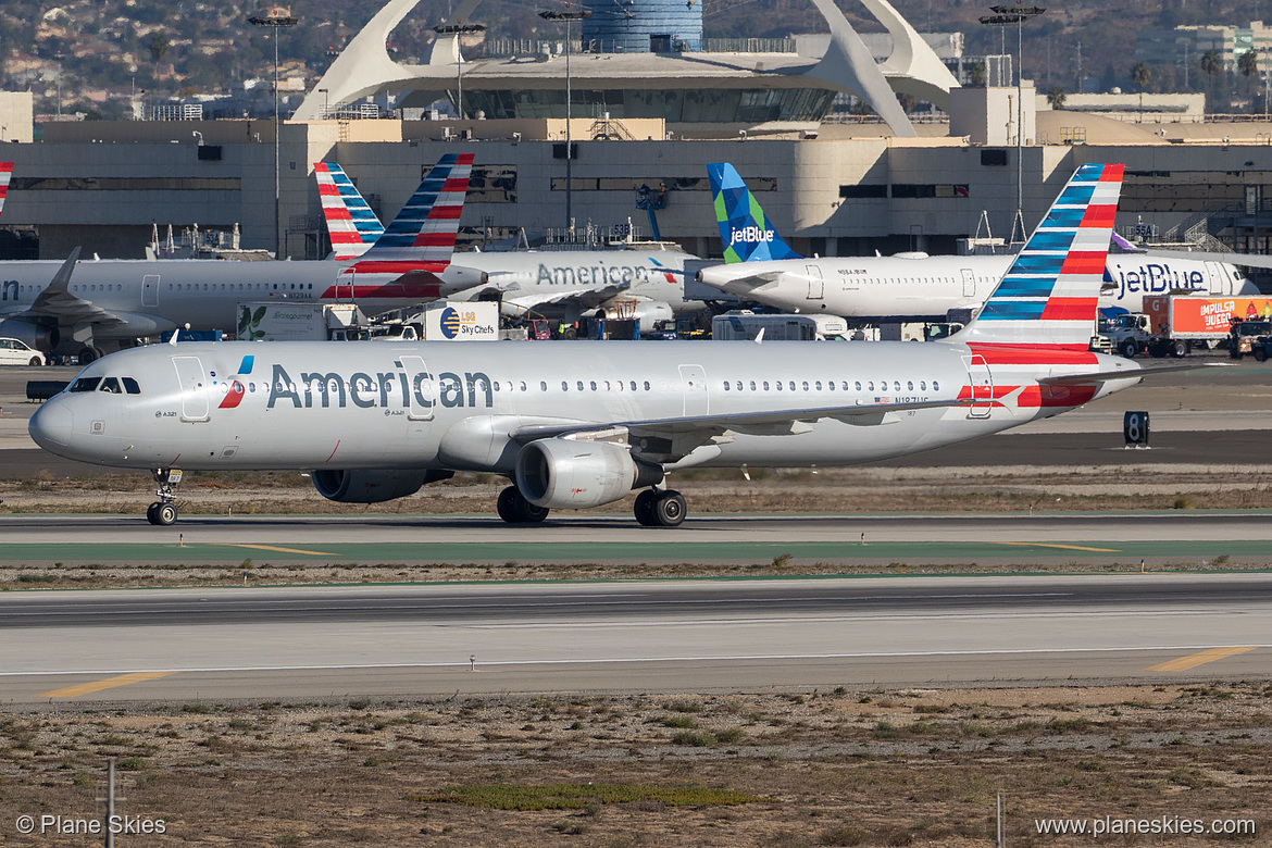 American Airlines Airbus A321-200 N187US at Los Angeles International Airport (KLAX/LAX)