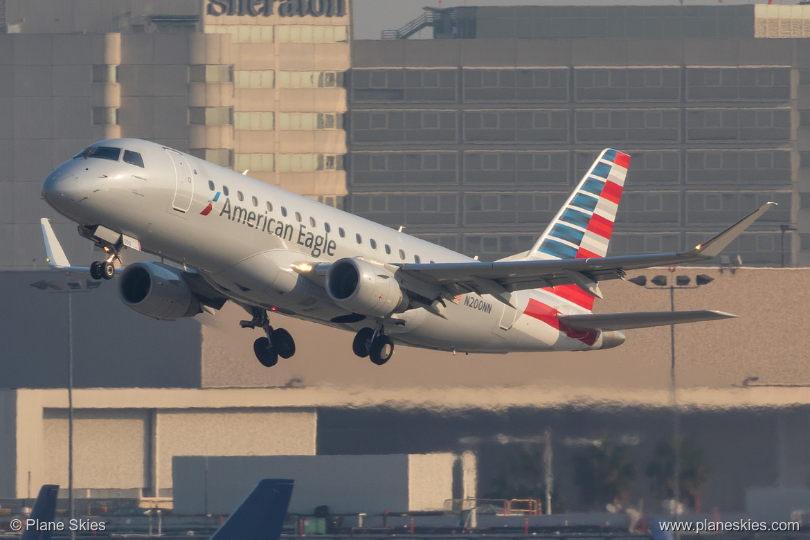 Compass Airlines Embraer ERJ-175 N200NN at Los Angeles International Airport (KLAX/LAX) Compass Airlines Embraer ERJ-175 N200NN at Los Angeles International Airport (KLAX/LAX)