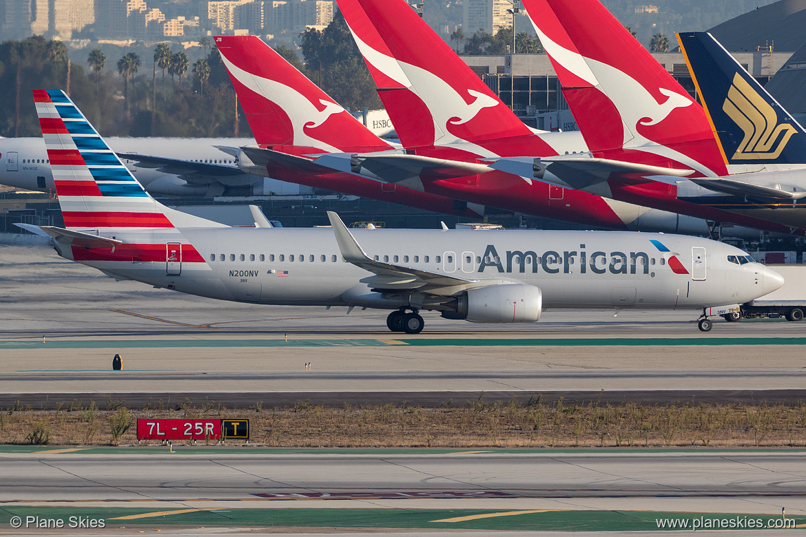 American Airlines Boeing 737-800 N200NV at Los Angeles International Airport (KLAX/LAX)