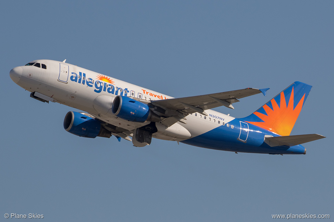 Allegiant Air Airbus A319-100 N307NV at Los Angeles International Airport (KLAX/LAX)